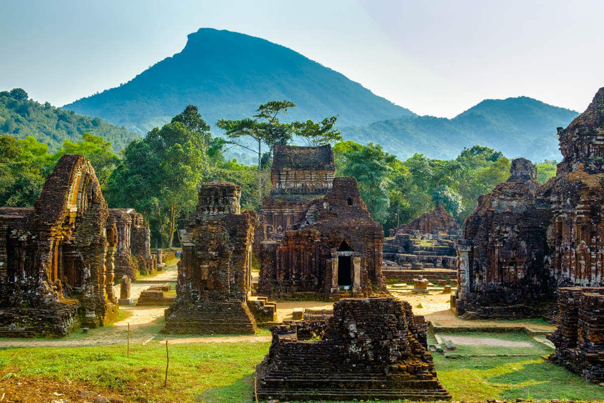 Thánh địa Mỹ Sơn – nơi tổ chức cúng tế và là khu lăng mộ, đã được UNESCO công nhận là Di sản văn hoá thế giới